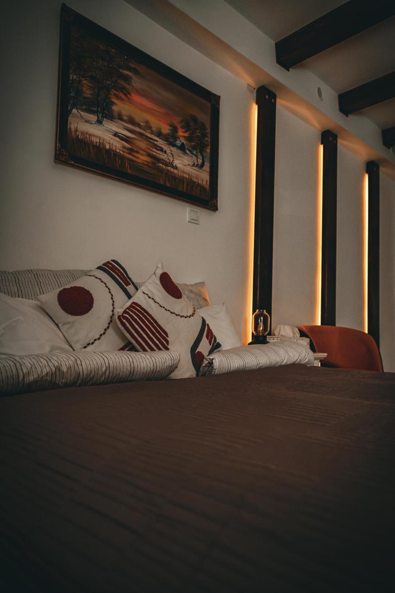 Kishaz Apartman Еґер Екстер'єр фото